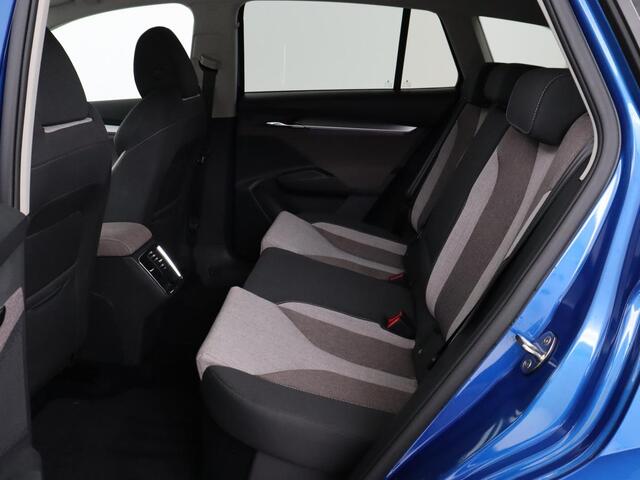 Skoda Enyaq iV 60 | Stoel & stuurverwarming | Carplay | Keyless | Navigatie | Camera | Cruise control | Full LED | Parkeerhulp | 20'' lichtmetalen velgen