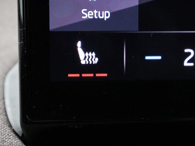 Skoda Enyaq iV 60 | Stoel & stuurverwarming | Carplay | Keyless | Navigatie | Camera | Cruise control | Full LED | Parkeerhulp | 20'' lichtmetalen velgen