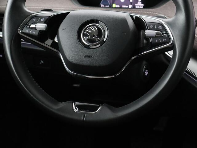 Skoda Enyaq iV 60 | Stoel & stuurverwarming | Carplay | Keyless | Navigatie | Camera | Cruise control | Full LED | Parkeerhulp | 20'' lichtmetalen velgen