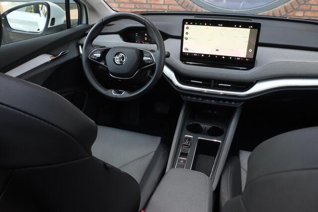 Skoda Enyaq iV 85 Business Edition Panoramadak, Trekhaak, Achteruitrijcamera