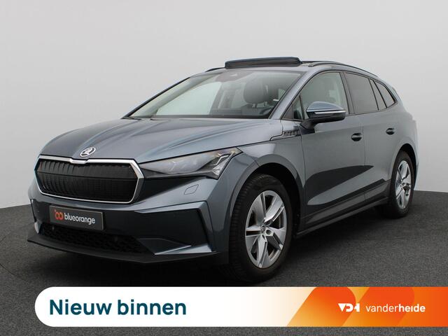 Skoda Enyaq iV 60 Trekhaak, Panoramadak, LED-Matrix, Adaptive Cruise Control, Keyless, Achteruitrijcamera, Dodehoek Detectie, Getint Glas,