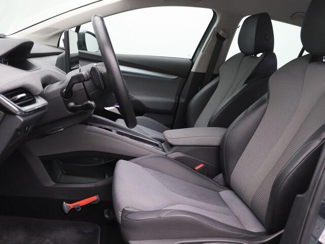 Skoda Enyaq iV 60 Trekhaak, Warmtepomp, Adaptive Cruise control, Lane- & Side Assist, Stoelverwarming, Keyless, Navigatie, Parkeersensoren