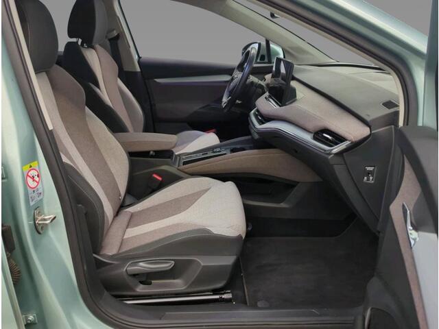 Skoda Enyaq iV 60 (180 PK) 1e-Eig. & Keurig-Onderh. BOVAG-Garantie. NL-Auto.