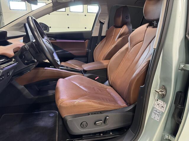 Skoda Enyaq iV 60 | Pano | Leder | Memory | Sfeerverlichting | Camera | Stoel/stuurverwarming | Adaptive cruise | Carplay