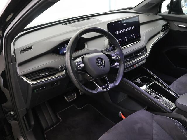 Skoda Enyaq iV 60 Sportline | Navigatiesysteem | Parkeercamera 360° | Climate Control | Stoelverwarming |