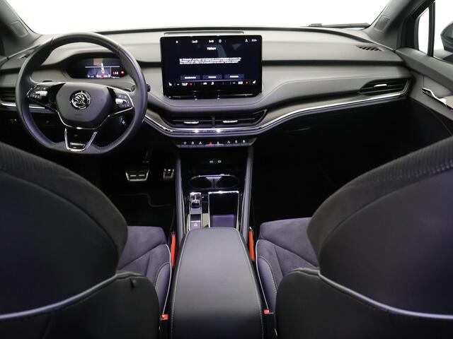 Skoda Enyaq iV 60 Sportline | Navigatiesysteem | Parkeercamera 360° | Climate Control | Stoelverwarming |