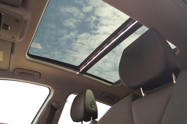 Skoda Enyaq iV 60 180pk 62kWh -PANO-LED-NAVI-ECC-PDC-ACC-