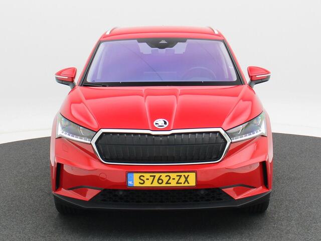 Skoda Enyaq iV 80 204 Pk | Camera | Trekhaak | Carplay | Elektrische Stoel | Elektrische Achterklep | Full LED | 21 Inch | 42.264 Km!!