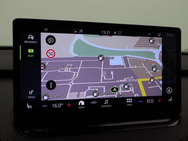 Skoda Enyaq iV 80 204 Pk | Camera | Trekhaak | Carplay | Elektrische Stoel | Elektrische Achterklep | Full LED | 21 Inch | 42.264 Km!!