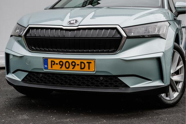 Skoda Enyaq iV 60 Trekhaak/ Stoelverwarming/ Cruise control/ DAB+/ Carplay/ 19" Lmv