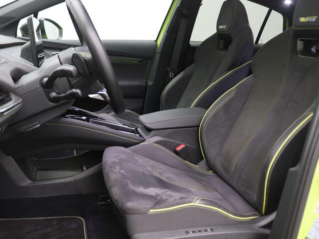 Skoda Enyaq iV Coupé 80 RS 300PK Aut. SOH 95% Panoramadak, Achteruitrijcamera, Adaptieve Cruise Controle, Stoel-Stuurverwarming, Keyless, Side Assist, Trekhaak, 21" LM Velgen