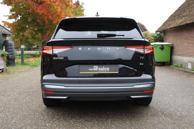 Skoda Enyaq iV 80 First Edition LEER PANO SOH 93% CRYSTAL LED