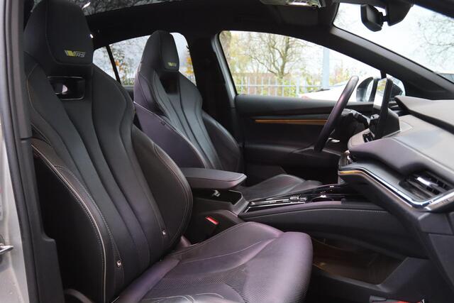 Skoda Enyaq iV COUPÉ 80 RS | SOH 93% | PANO | RS ZETELS | ACC | MATRIX LED | WARMTEPOMP | CARPLAY | CAMERA