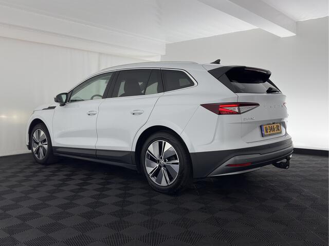 Skoda Enyaq iV 80 {SOH-90%} [ 3-Fase ] (INCL-BTW) *LEATHER-FABRIC | FULL-LED | DIGI-COCKPIT | CAMERA | KEYLESS | NAVI-FULLMAP | AMBIENT-LIGHT | ECC | HEATED-COMFORTSEATS | DAB+ | PDC | CRUISE | CARPLAY | TOWBAR | 19"ALU*