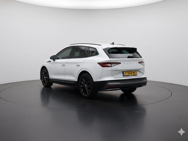Skoda Enyaq iV 60 180 pk | SOH 93% | Navigatie | Parkeersensoren | Achteruitrijcamera | LED koplampen | Lichtmetalen velgen 20" | Apple Carplay/Android Auto |