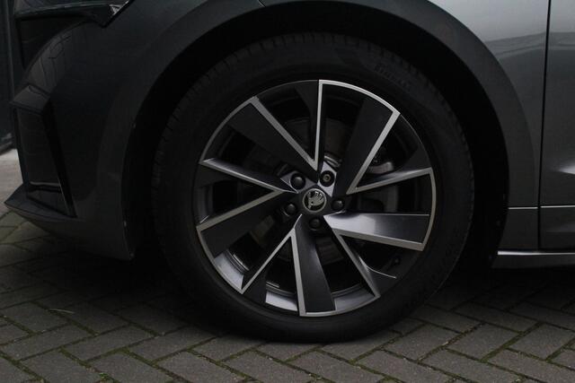 Skoda Enyaq iV 80 Sportline | 96% SOH | Panorama-dak | Warmte pomp | Comfort Seat Plus | Trekhaak | Snelladen