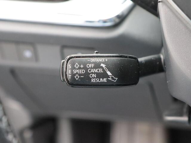 Skoda Enyaq iV 80 204 Pk Automaat | Adaptive Cruise | Stoelverwarming | Stuurverwarming | Navigatie | Trekhaak | 20 Inch | 70.388 Km!!