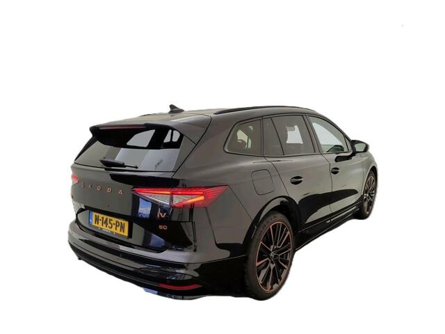 Skoda Enyaq iV 80 iV 80 Founders Edition Black | Schuifdak | LED