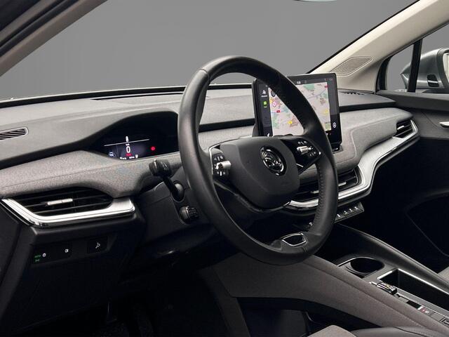 Skoda Enyaq iV 80 204pk Automaat Trekhaak, Adaptive cruise control, Navigatie, 360 camera, Stuurwiel verwarmd, Achteruitrijcamera, Parkeersensoren, LED koplampen