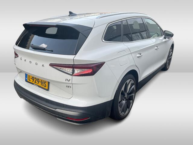 Skoda Enyaq iV 80 First Edition Lederen interieur / Camera / Trekhaak / El verstelbare zetel / Navigatie / Stuurverwarming