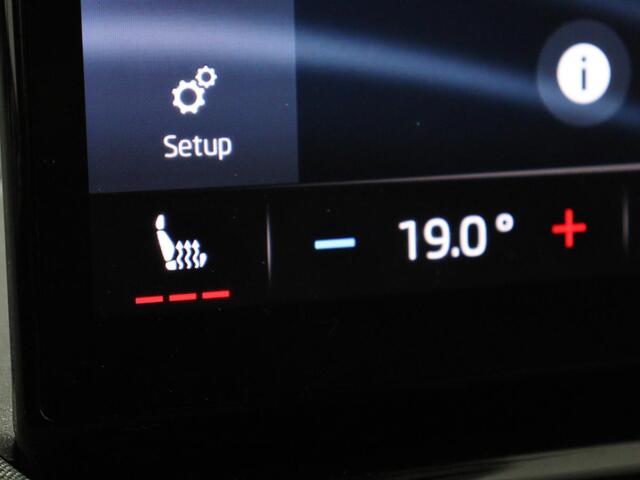 Skoda Enyaq iV 60 | Stoelverwarming | Matrix LED | Camera | Keyless | Stuurverwarming | Carplay | 20'' | Half leder | Navigatie | Chroom Pack | Digital Cockpit | Cruise control | Climate control