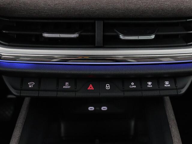 Skoda Enyaq iV 60 | 68.900km NAP | Sfeerverlichting | Carplay | Half leder | Navigatie | Full LED | Chroom Pack | Climate control | Parkeerhulp | Cruise control