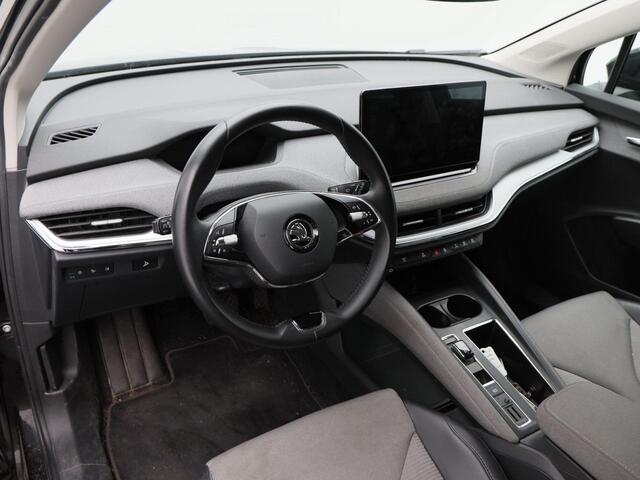 Skoda Enyaq iV 60 | SOH 92% | Stoelverwarming | Trekhaak | CarPlay | Adaptive Cruise | Camera | 20 Inch | 108.874 Km!