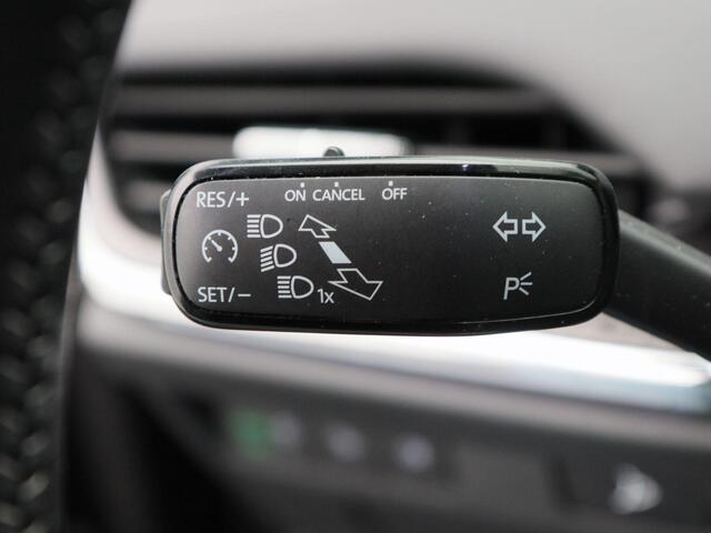 Skoda Enyaq iV 60 180 Pk Sportline | Camera | Stoel/stuur Verwarming | Navigatie | CarPlay | Full LED | 20 Inch | 137.008 Km !!