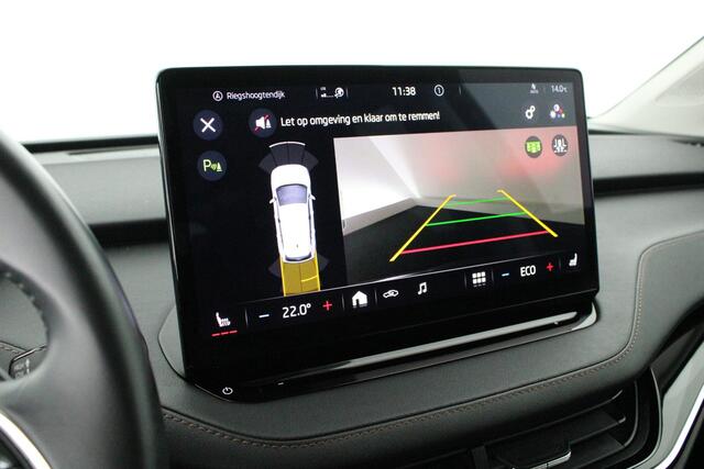 Skoda Enyaq iV 80 204pk Comfort Warmtepomp Leder Panoramadak Keyless Matrix-LED Stoelverwarming