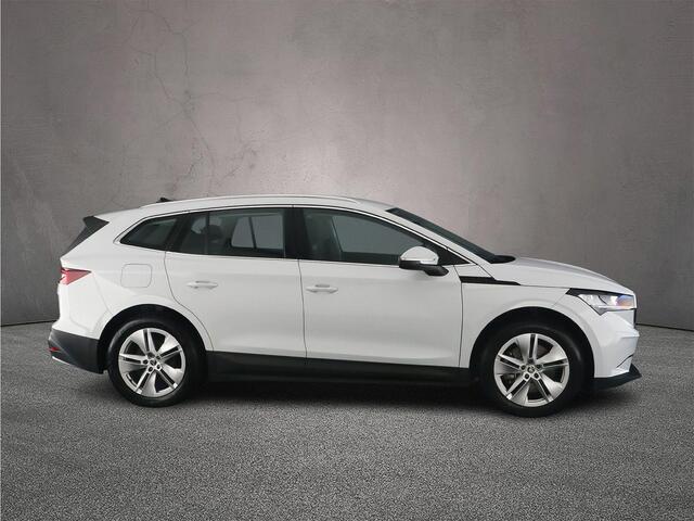 Skoda Enyaq iV 85 Selection 286pk Automaat Adaptive cruise control, Achteruitrijcamera, Navigatie, Parkeersensoren, LED koplampen, App connect, DAB, Radio