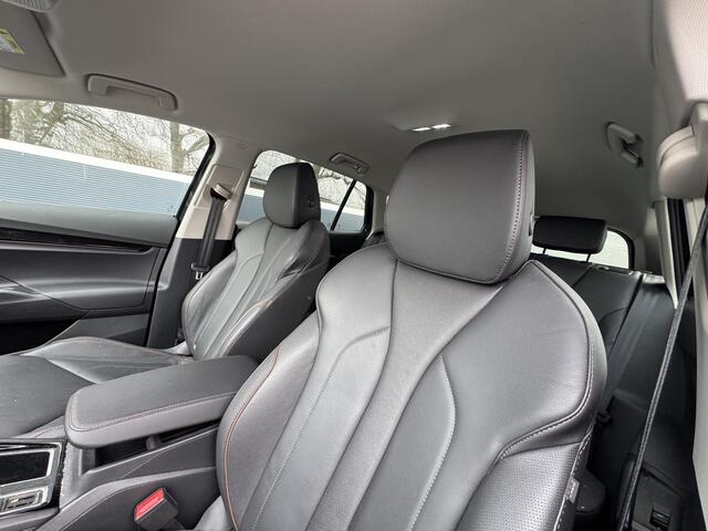 Skoda Enyaq iV 60 Intro 180pk 58 kWh Leer Camera Assistentie pakket Stoel - stuurverwarming