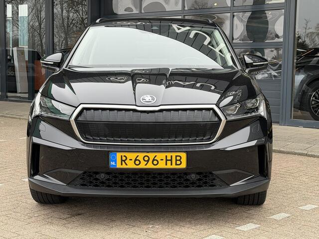 Skoda Enyaq iV 60 SFEER VERLICHTING | VIRTUAL DISPLAY | CAMERA | LED LAMPEN | ADAPTIEVE CRUISE | DODEHOEK DETECTIE | LEDER | KEYLESS | VERWARMDE STOELEN/STUUR | CANTON SOUND SYSTEM NAVIGATIE |