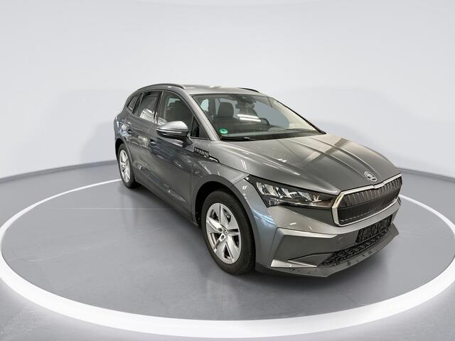 Skoda Enyaq iV 60 180pk · Camera · Apple/Android Car Play · Navigatie · P-Sensoren · Cruise Control · Sfeerverlichting · 19'' Inch ·