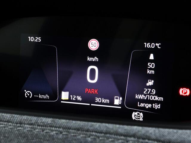 Skoda Enyaq iV 50 150pk Selection · Camera · Apple/Android Car Play · Navigatie · P-Sensoren · Cruise Control · Sfeerverlichting · 19'' Inch ·