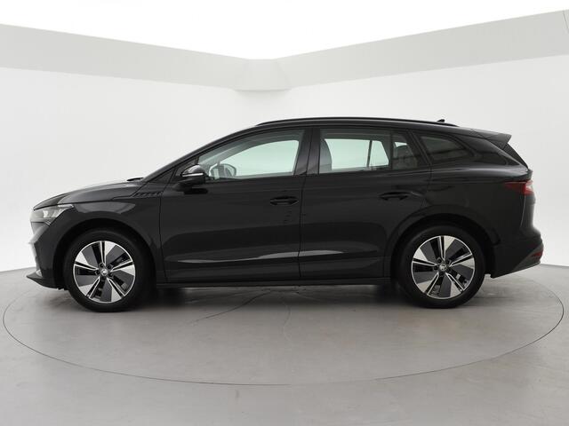 Skoda Enyaq iV 60 + SFEERVERLICHTING | CAMERA | NAVIGATIE | APPLE CARPLAY | ANDROID AUTO | 19 INCH LMV