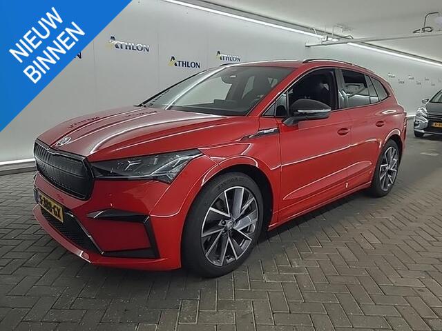 Skoda Enyaq iV 80 SPORTLINE I AUTOMAAT I GROOT ACCUPAKKET I SCHUIF/KANTELDAK I STOELVERWARMING I NAVIGATIE I P-CAMERA