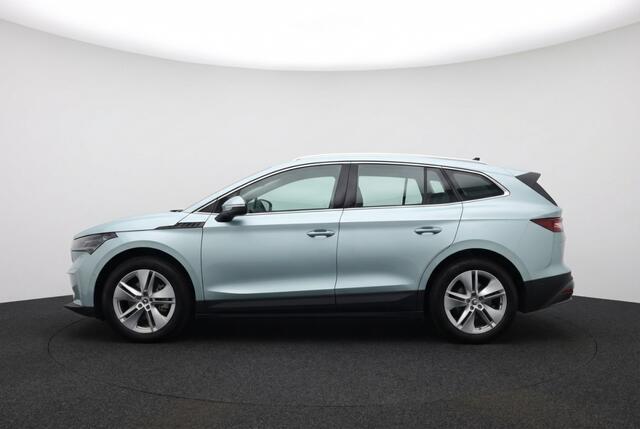 Skoda Enyaq iV 80 Loft 82 kWh l Panorama l Warmtepomp l Camera