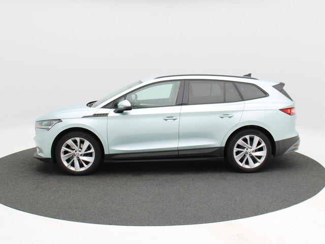 Skoda Enyaq iV 60 First Edition 180 Pk | Stoel/Stuur Verwarming | Camera | Adaptive Cruise | Matrix LED | CarPlay | Climatronic | Navigatie | 20 Inch | 95.608 Km !!