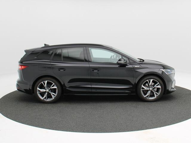 Skoda Enyaq iV 85 Sportline 286 Pk | Stoel/Stuur Verwarming | Trekhaak | Camera | Adaptive Cruise | CarPlay | Navigatie | Matrix Led | 20 Inch | 37.475 Km !!
