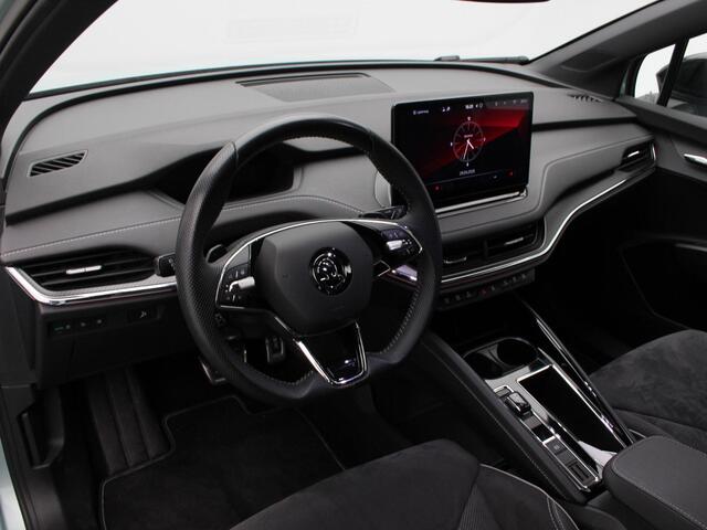 Skoda Enyaq iV 60 Sportline 180 Pk | Stuur/Stoel Verwarming | Adaptive Cruise | Matrix LED | Climatronic | CarPlay | Camera | 20 Inch | 59.476 Km !!