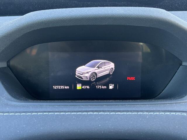 Skoda Enyaq iV Coupé BWJ 2022 | 80 RS | PANO | LEER | TREKHAAK | 21'' LMV | NAVI | CARPLAY | CAMERA A |