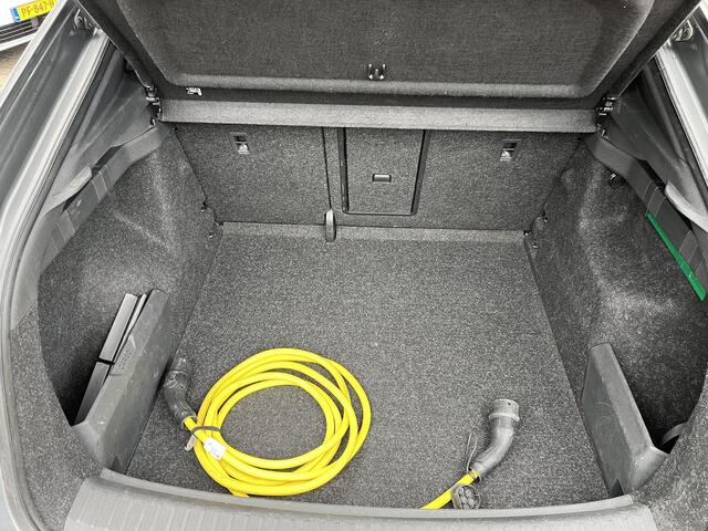 Skoda Enyaq iV Coupé 80 RS SOH 89% |ELEK. ACHTERKLEP| PANO| ELEK. STOEL MET MEMORY| NET ONDERHOUD GEHAD RIJKLAAR| RS KUIPSTOELEN| DODE HOEK SENSOR| CAMERA| STOEL + STUURVERWARMING|