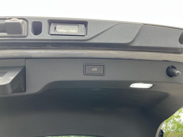 Skoda Enyaq iV Coupé 80 RS SOH 89% |ELEK. ACHTERKLEP| PANO| ELEK. STOEL MET MEMORY| NET ONDERHOUD GEHAD RIJKLAAR| RS KUIPSTOELEN| DODE HOEK SENSOR| CAMERA| STOEL + STUURVERWARMING|