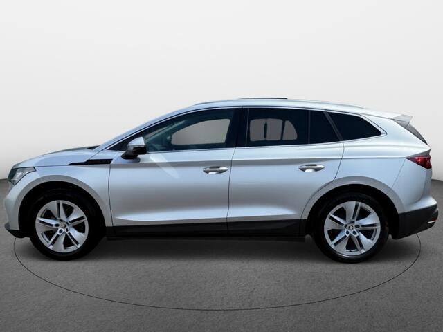 Skoda Enyaq iV 60 | Panoramadak | SOH 90.3% | Warmtepomp | Veel extra's