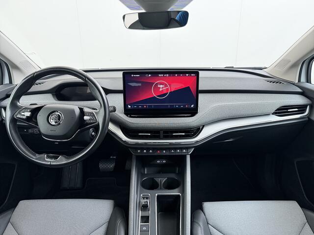 Skoda Enyaq iV 60 SOH 93% Adap.Cruise Stuur+Stoelverwarming 3-Zone Ecc Camera Apple Carplay Android Auto Navi Pdc Lmv 20" DAB P-Assist Isofix Keyless-Go Verkeersbord detectie File Assist 1e Eigenaar Dealeronderhouden Origineel Nederlandse Auto