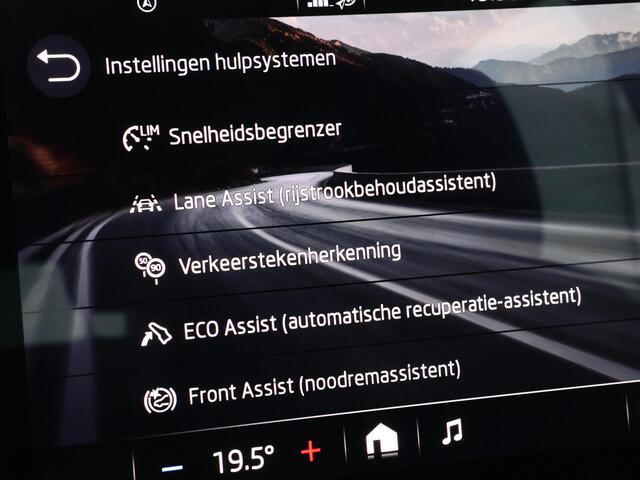 Skoda Enyaq iV 50 150pk · SOH 94,7% · Apple/Android Car Play · Camera · Navigatie · Cruise Control · 19'' Inch ·