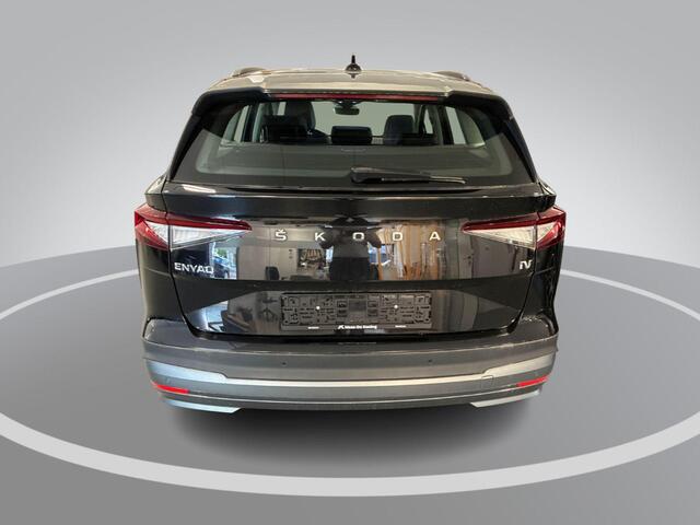 Skoda Enyaq iV 50 150pk · SOH 92,9% · Apple/Android Car Play · Camera · Navigatie · Cruise Control · 19'' Inch ·