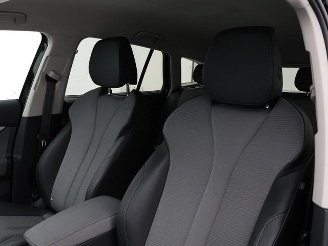 Skoda Enyaq iV 50 150pk · SOH 92% · Apple/Android Car Play · Camera · Navigatie · Cruise Control · 19'' Inch