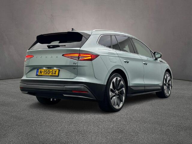 Skoda Enyaq iV 80 204pk Automaat Trekhaak, Warmtepomp, Panoramadak, Adaptive cruise control, Elektrische achterklep, Achteruitrijcamera, LED matrix koplampen