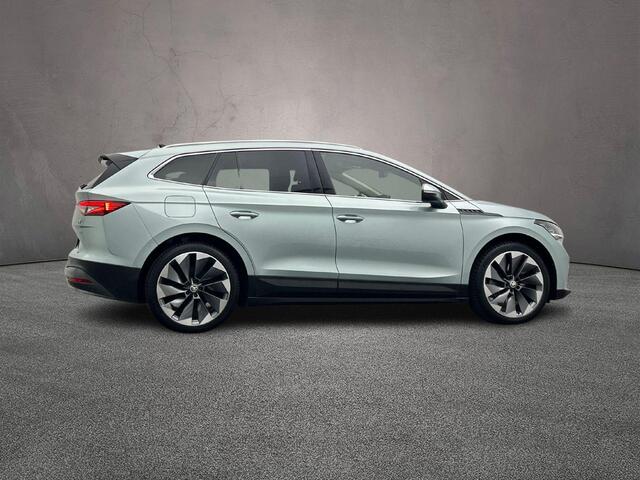 Skoda Enyaq iV 80 204pk Automaat Trekhaak, Warmtepomp, Panoramadak, Adaptive cruise control, Elektrische achterklep, Achteruitrijcamera, LED matrix koplampen